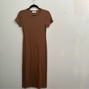 Gilli brown midi dress